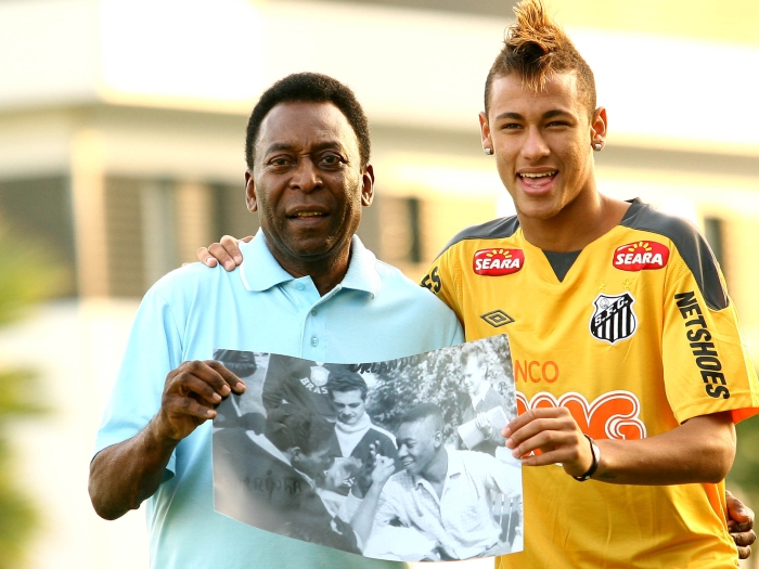 Neymar loiro e pelé